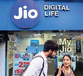 Jio flags Arpu risks, foresees resistance to tariff hikes