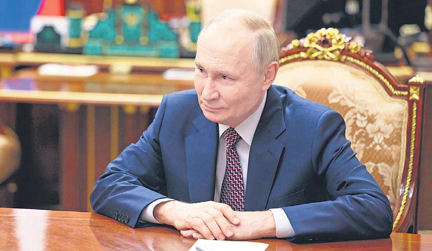 Trump's Call With Putin Signals Long Road Ahead to Russia-Ukraine Deal