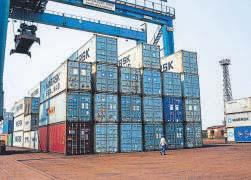 Focus on tariff cuts, early deal in trade talks with US