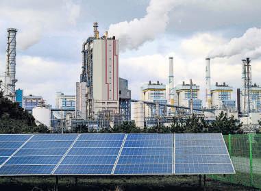 The entropy trap: Climate plans may be adding to global fragility