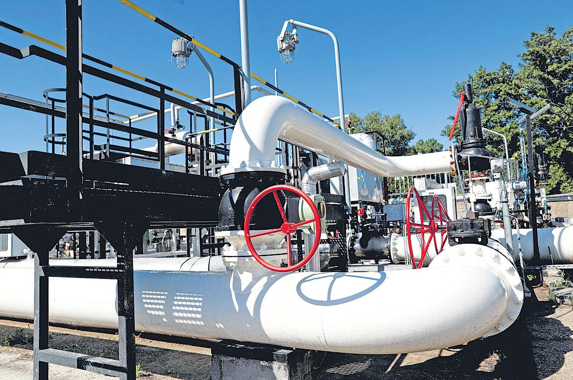Ukraine’s hellfire is intensifying the Kremlin’s fuel crisis