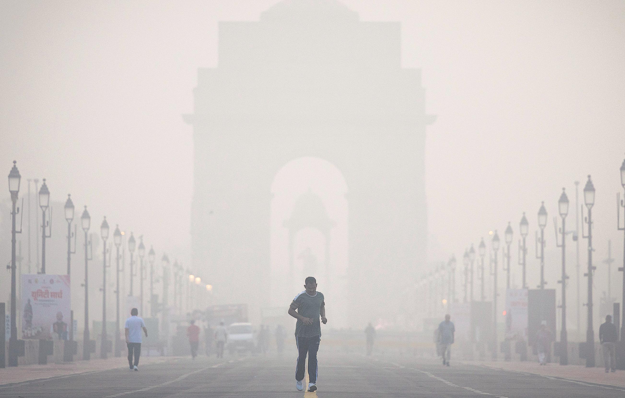 BLACK LUNGS: ULTIMATE GUIDE TO DELHI'S TOXIC AIR