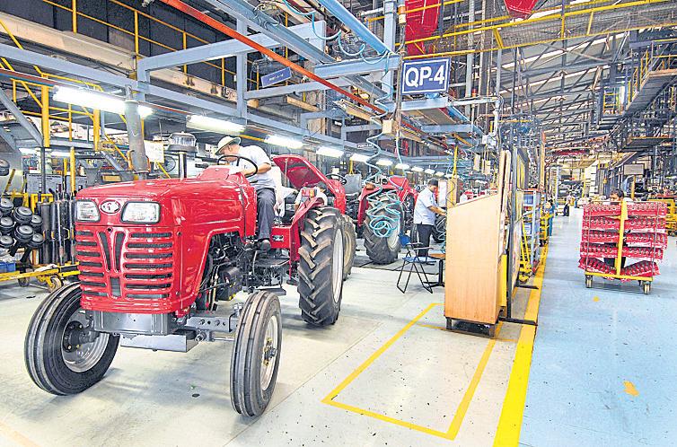 Tractors boost Mahindra’s Q2 earnings