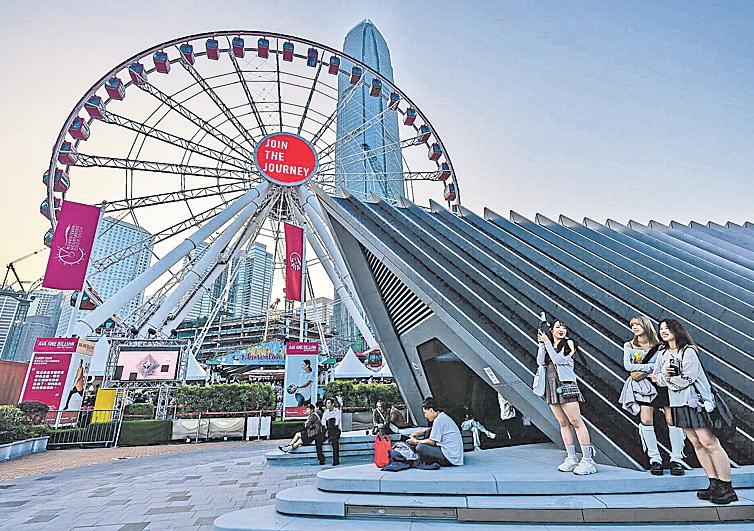 Hong Kong, India fuel mega year for Asia fundraising