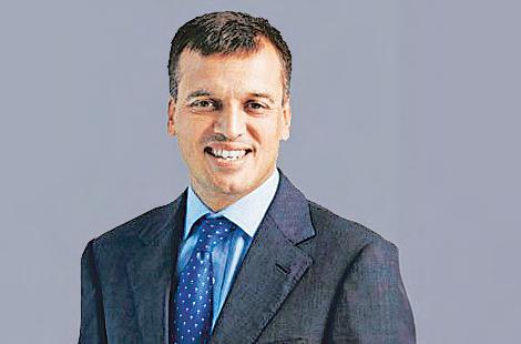 Bajaj Fin climbs AI to profitability, cuts payments aim