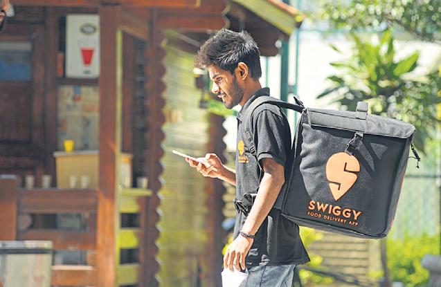 Swiggy adopts hybrid app strategy to grow