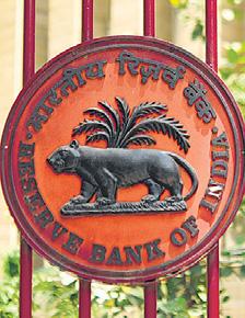 RBI to intervene in forex market, despite the tight liquidity