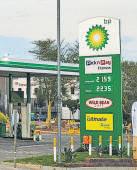 Activist Elliott said to build stake in struggling oil major BP