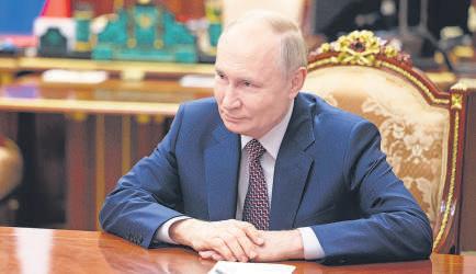 Trump's Call With Putin Signals Long Road Ahead to Russia-Ukraine Deal