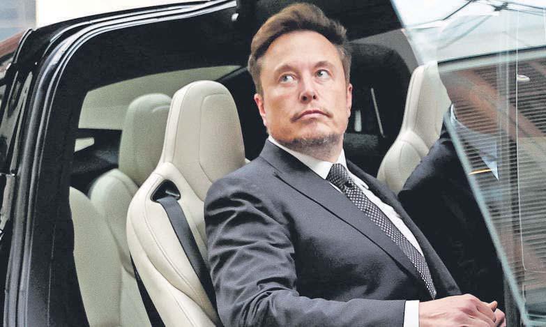 Elon Musk's Mission to Take Over NASA—and Mars