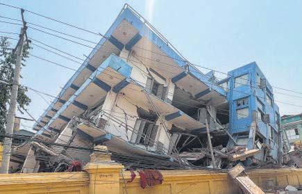 Catastrophic Earthquakes Test Myanmar Junta's Grip on Power Amid Civil War