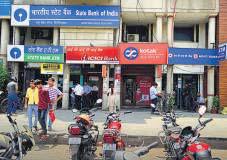 Banks slash deposit rates taking cue from RBI's 25 bps repo cut