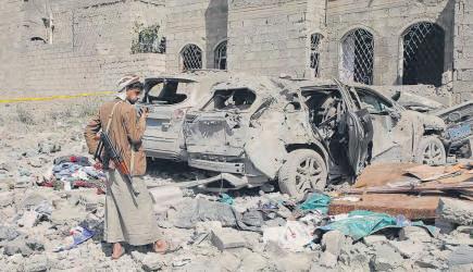 U.S. strikes spur plans for Yemeni ground war against Houthis