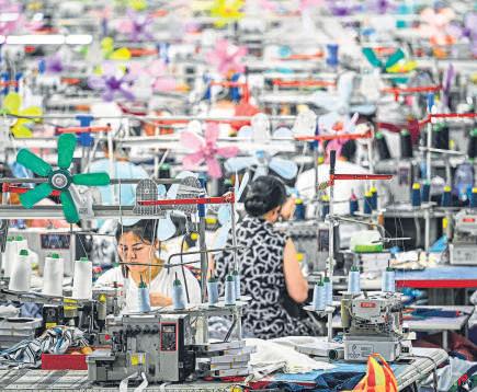 Chinese Manufacturers Are Scouring the World to Find New Buyers