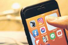 Insta Blend boosts reach of shared reels