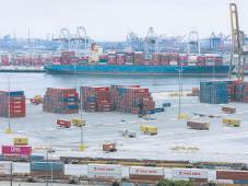 Shipping jam in Europe a warning signal to US, Asia