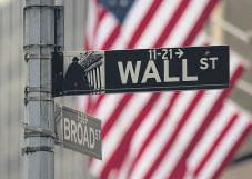 Wall Street Panics Over Prospect of a Socialist Running New York City