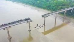 Siblings Among 10 Killed as Vehicles Fall into River in Vadodara