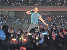 Coldplay concerts were built for viral moments like this