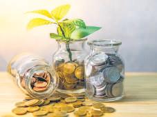 New gold ETF pricing plan splits industry