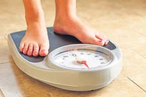 Most adolescents in India go by food ads: health survey