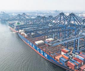 New Delhi Plans Policy Reset to Offset Trump's Tariff Blow