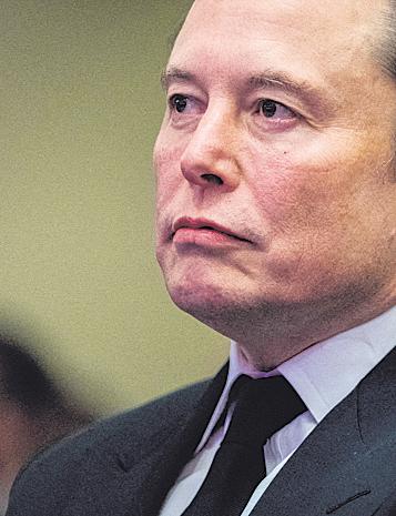 Musk Accuses Apple of Favoring OpenAI