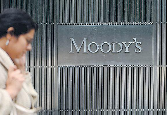 US tariff threat may stall India's growth
