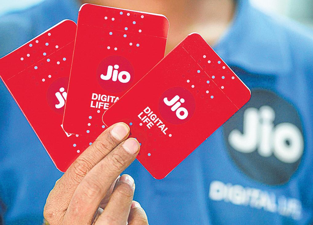 Premium shift: Airtel, Jio shelve base plans