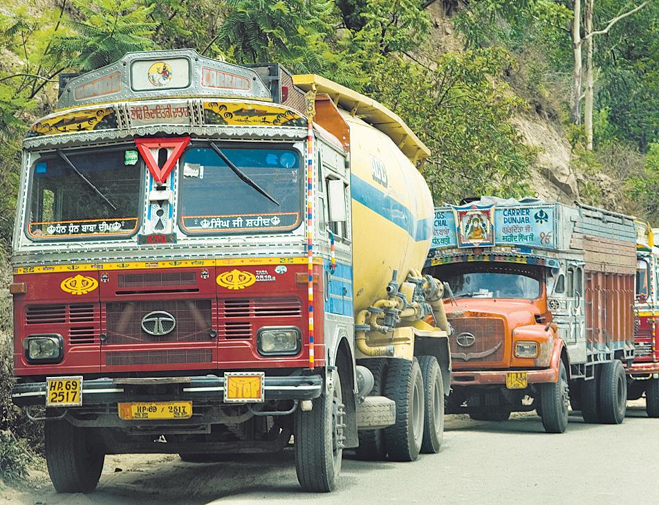 New truck fuel norms spark tussle over testing method