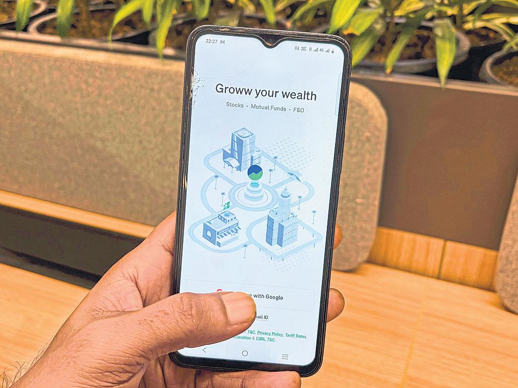 Groww gets Sebi nod for IPO of up to $1bn