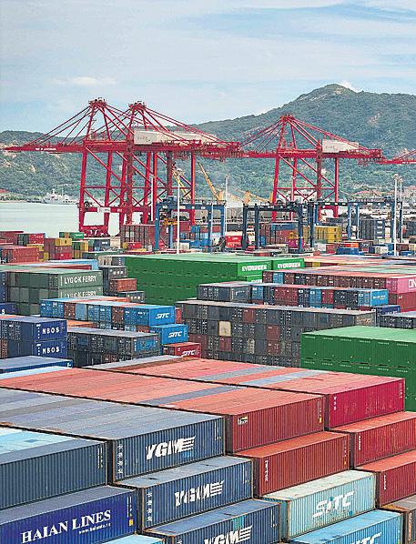 Factory Output at 17-Year High in Aug Amid Tariff Headwinds