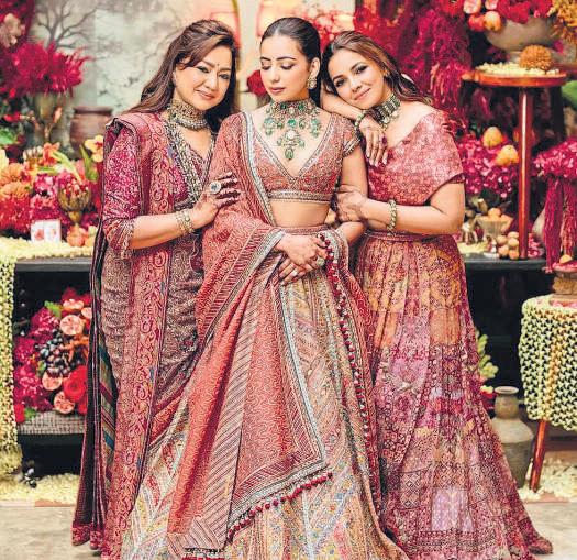 Couture keeps it young but loses serious buyers
