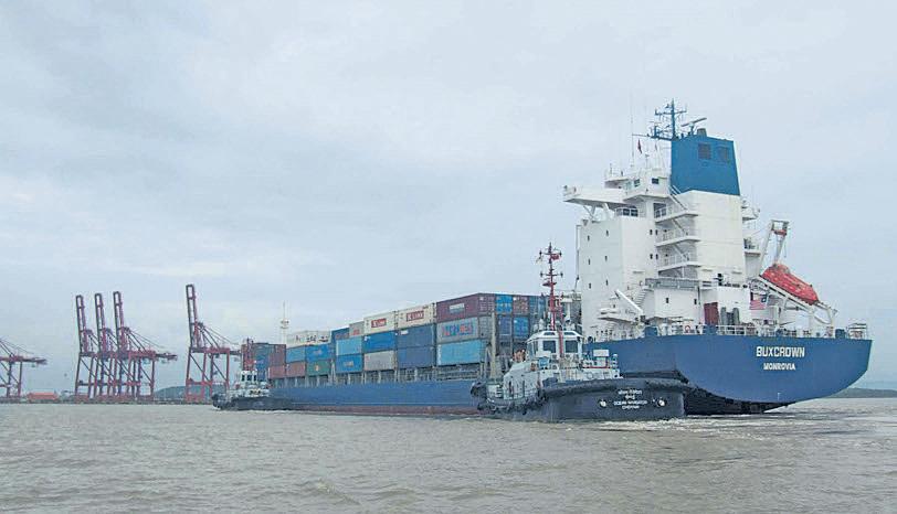 Government gives infrastructure status to large ships