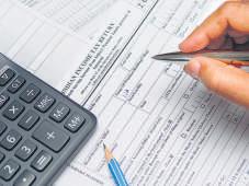 Income below ₹12 lakh: Should I pay advance tax in new regime?