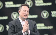 Tesla shareholders approve Elon Musk's $1 trillion pay package
