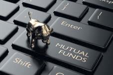 With stock picks shrinking, fund-laden MFs turn to IPOs