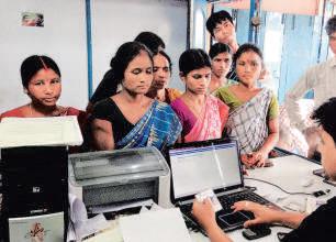 Small finance banks hunt for peer talent to grow