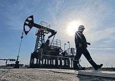 Protracted West Asia conflict worries flip oil futures pricing