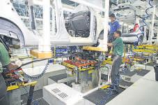 Foreign car firms weigh recovery plans
