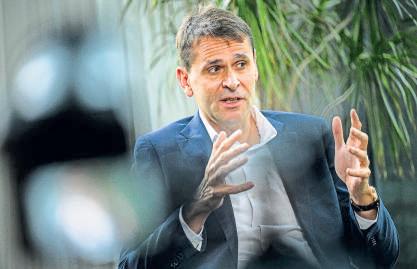 How ASML's CEO plans to keep pace with soaring AI demand