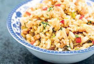 A teen, a wok and stir-fries for school