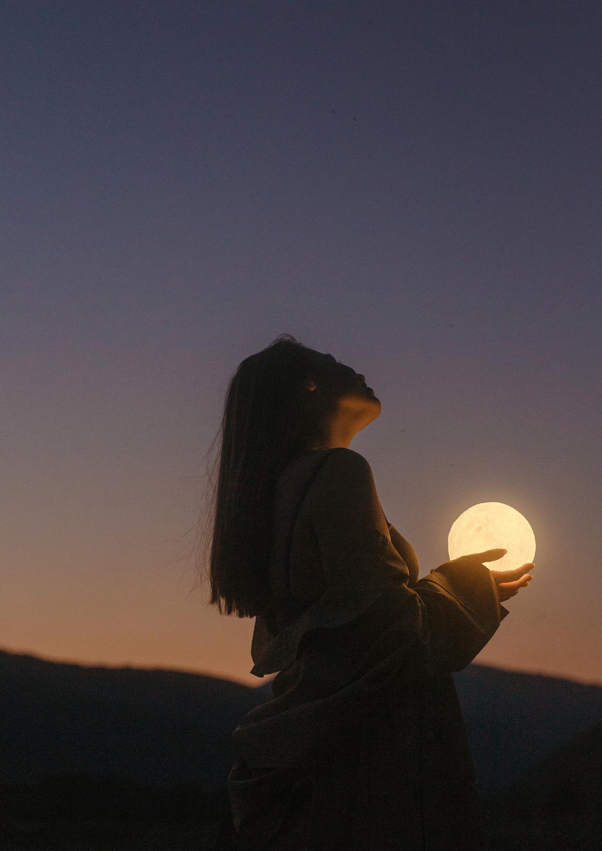 THE PAUSE THAT MENDED