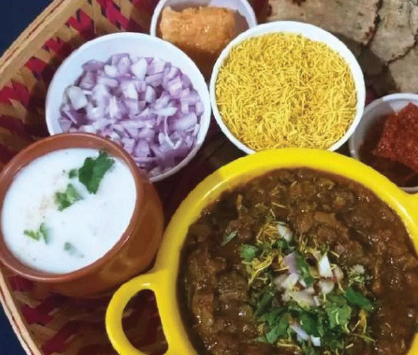 શિયાળાની ઠંડીમાં લીલી હળદર, તુવેરના ટોઠા, લસણના ફેંદા અને ડુંગળિયું ખાવાની બોલબાલા