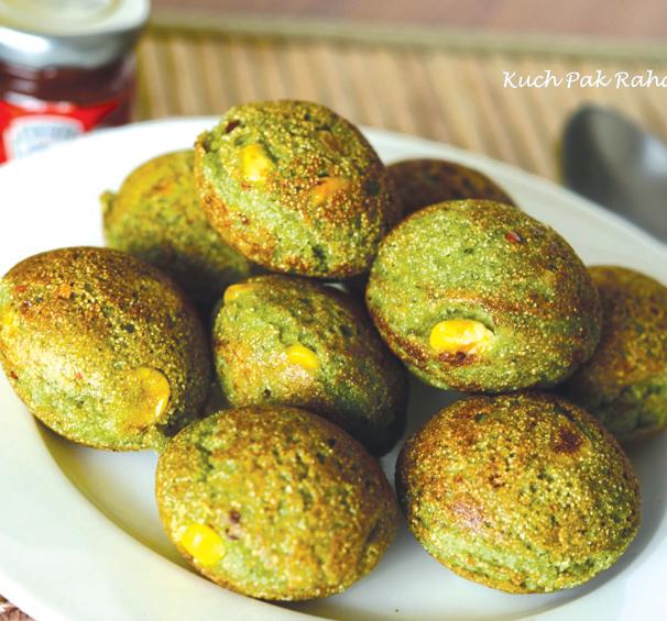 પાલક-મકાઈ-પનીર અપ્પમ