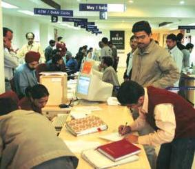 5-Day Banking Week Unlikely This Year