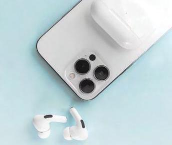 US-China tariff truce may not hit Apple's India plans