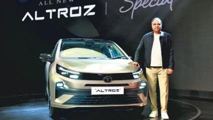 TataMo Bets on Altroz to 2x Market Share in Premium Hatchbacks