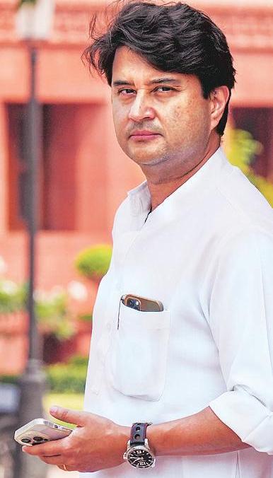 It is the right of every party to approach govt'