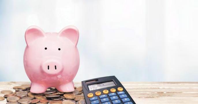 Avoid chasing yield blindly in a falling interest rate scenario